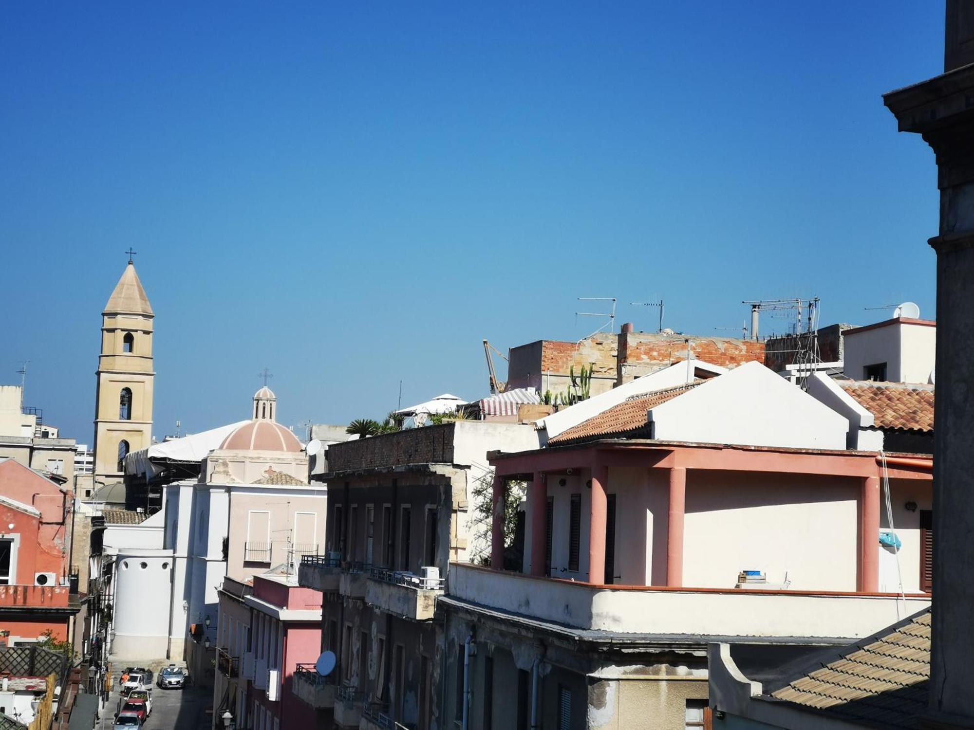 Bed and Breakfast Chafbius Cagliari Habitación foto